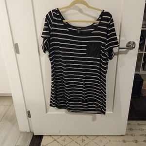 Torrid Black stripe t-shirt with pocket